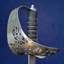 British 1905 Pattern Infantry Staff Sergeants Sword by Enfield, George V Rehilt and Conversion 8